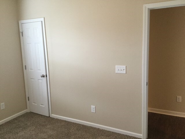 Building Photo - 8018 McKee Dr