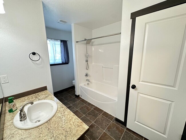 Building Photo - Fieldstone Home