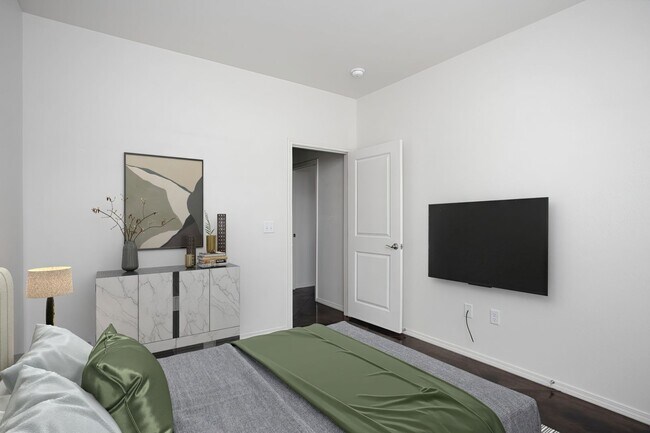 Building Photo - Stunning New 3/2 Townhomes