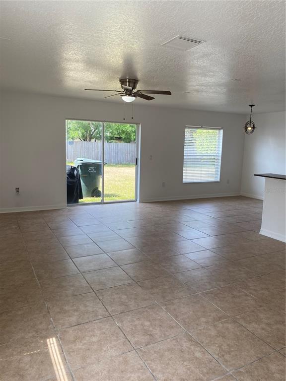 Building Photo - 3968 Hampton Hills Dr