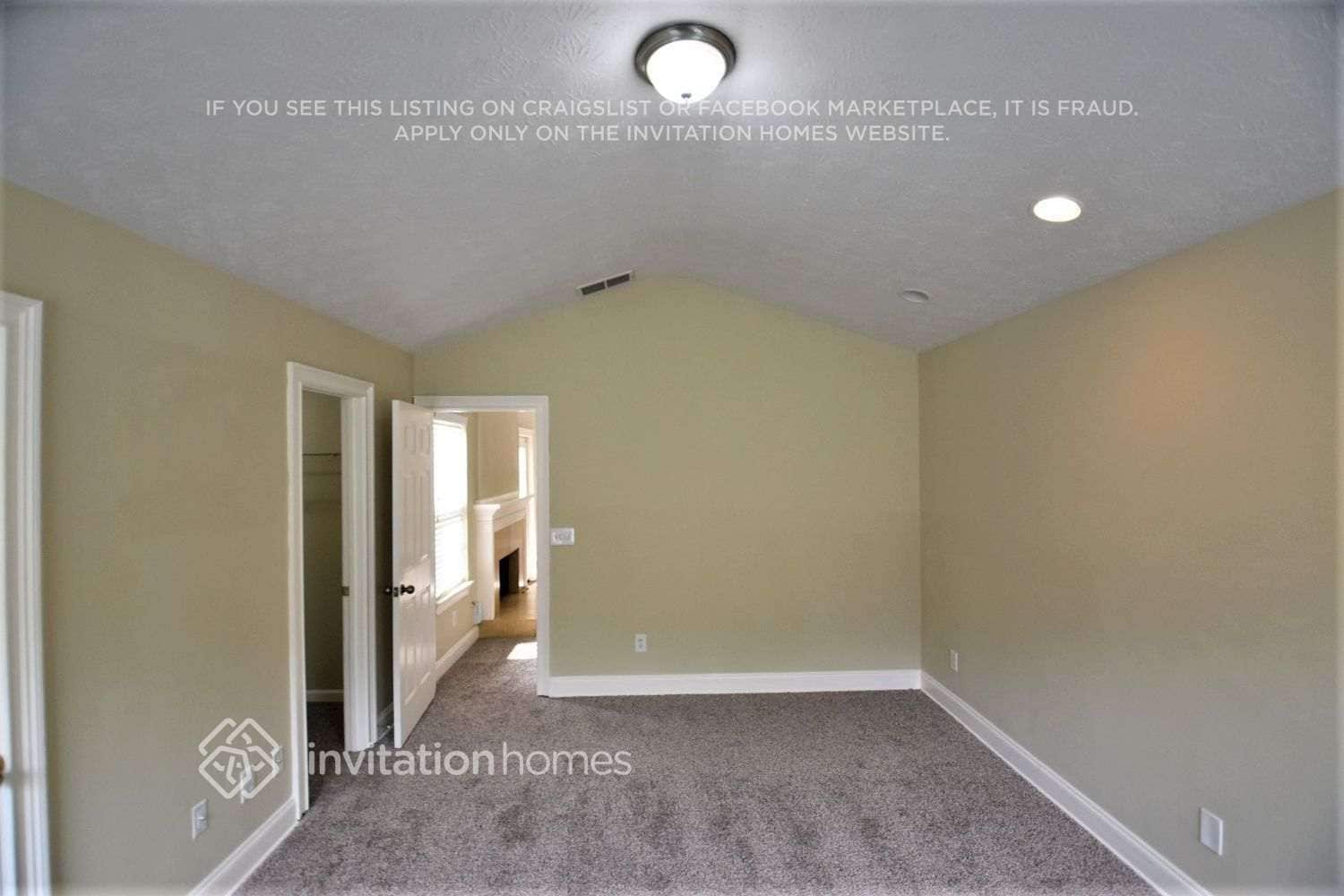 Building Photo - 7128 Ambercrest Ct