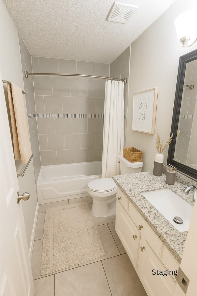 Building Photo - 13551 Pasa Robles Ln