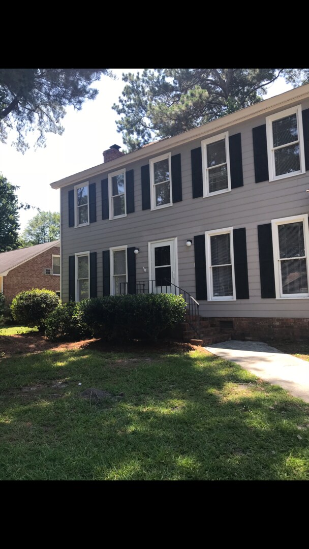 Building Photo - Beautiful home in Crowfield HOA