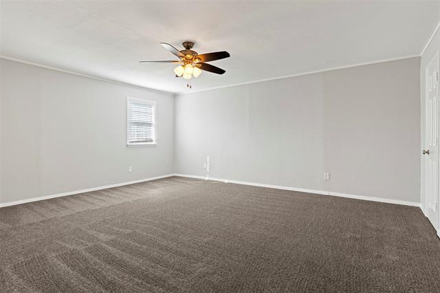Building Photo - 901 Pyramid Dr