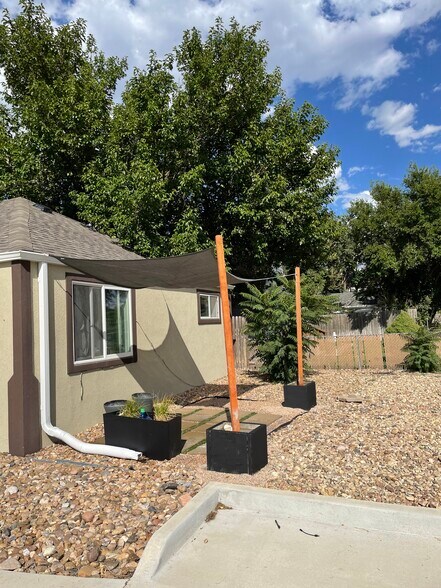 Building Photo - 726 McKinley St