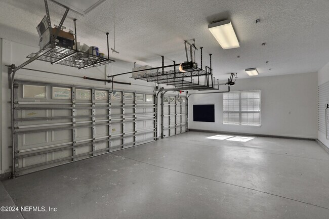 Building Photo - 1513 Hackberry Ct