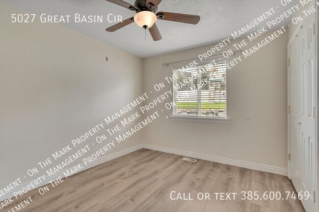 Building Photo - 5027 Great Basin Cir