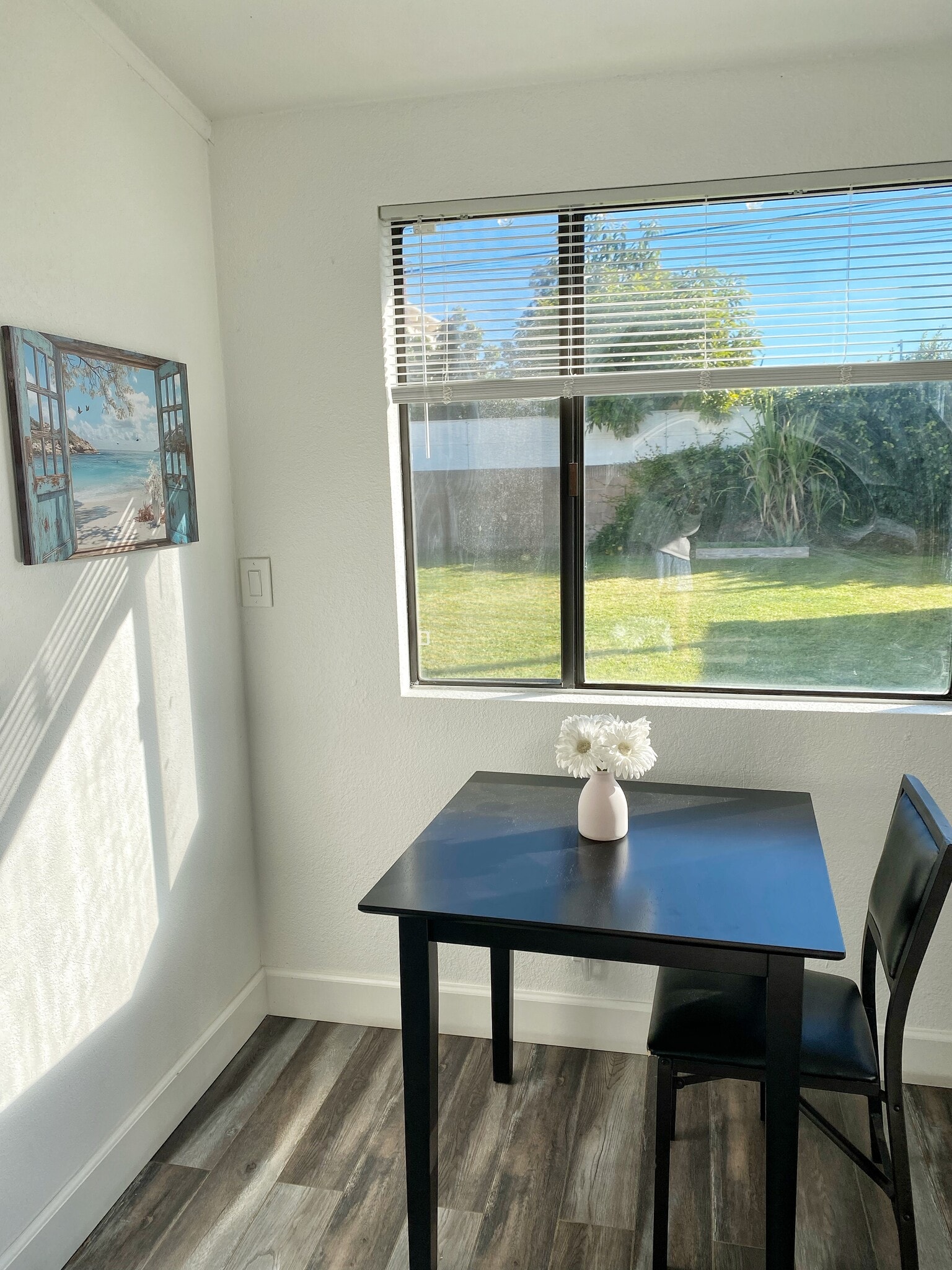 Building Photo - 416 N Lee Ave