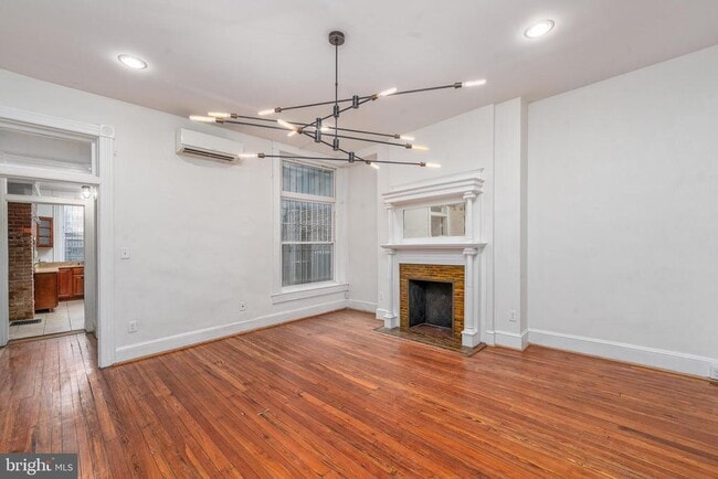 Building Photo - 216 E Biddle St