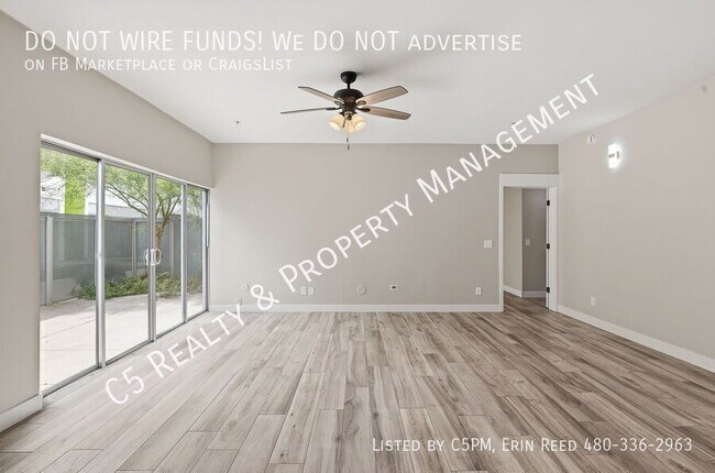 Building Photo - 1111 W University Dr