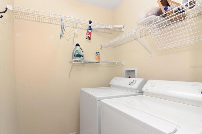 Building Photo - 21300 Royal St Georges Ln