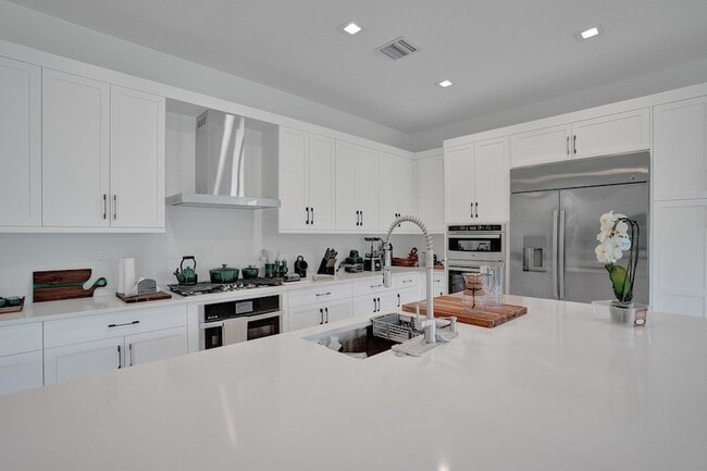 Building Photo - 9140 Silver Marsh Ln