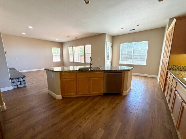 Building Photo - 3035 Hastings Way