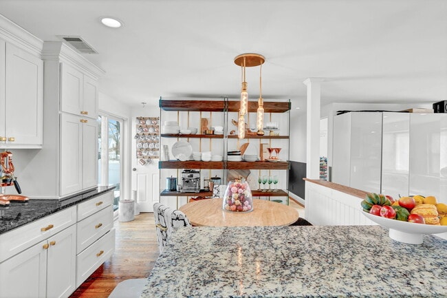 Building Photo - 1815 New Britain Ave