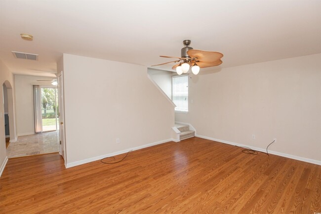 Building Photo - 2424 Hayseed Way