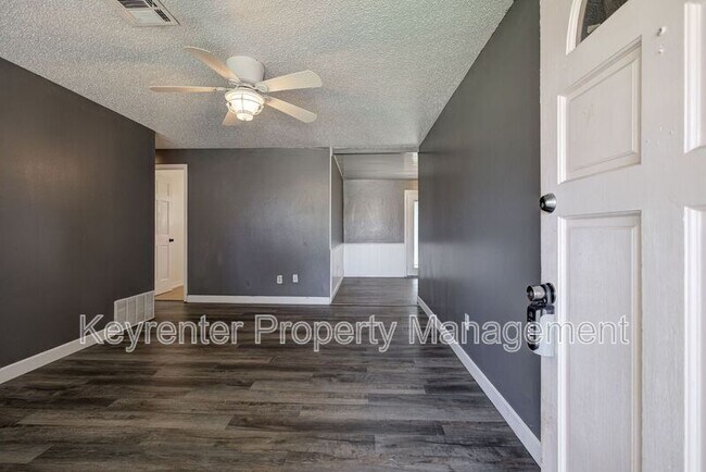 Building Photo - 1117 S Howard Ave