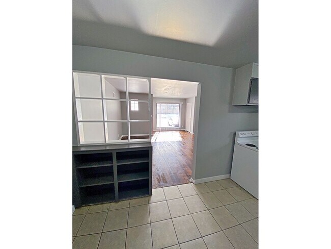 Building Photo - Boyd Street 4836-4838