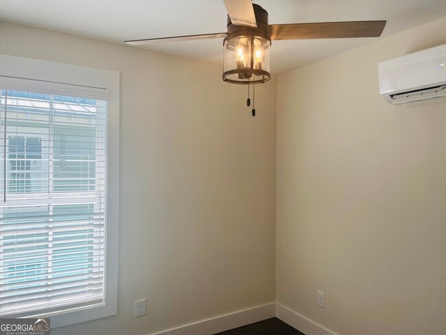 Building Photo - 103 Gardenia Ln