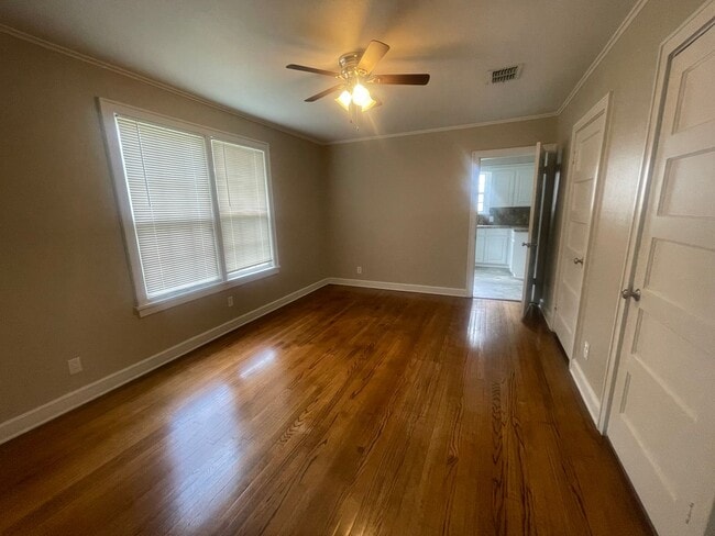 Building Photo - Broadmoor Gem! Move In Ready So Hurry!