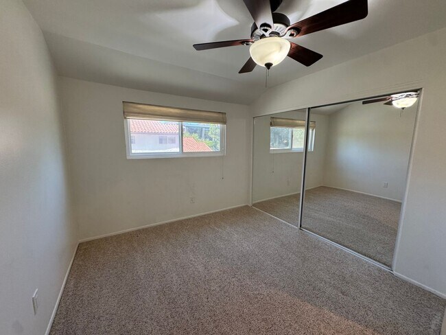 Building Photo - Light-Filled 3-Bedroom Home in Desirable Agoura Hills Community