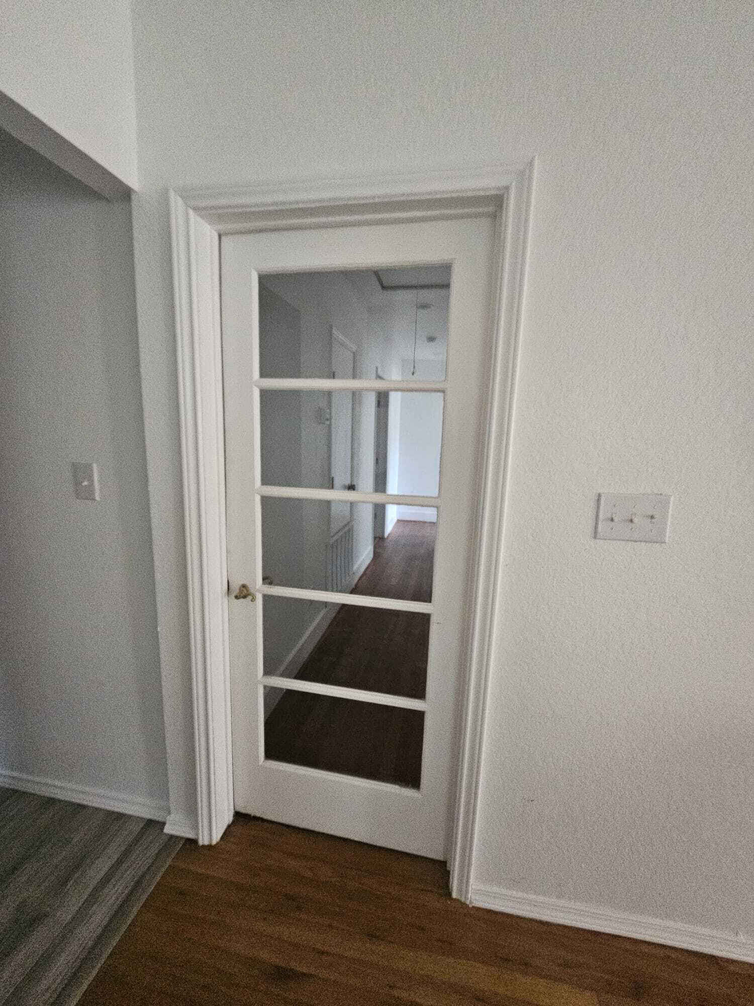 Building Photo - 923 McIlvaine