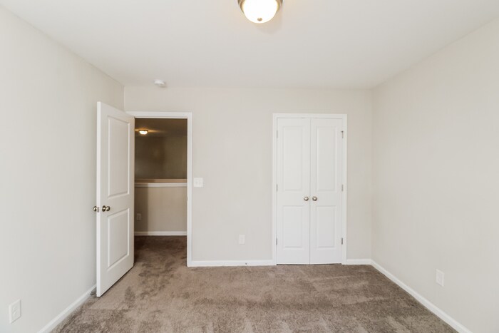 Building Photo - 227 Jimmy Love Ln