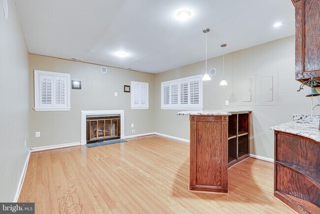 Building Photo - 1498 Hampton Hill Cir