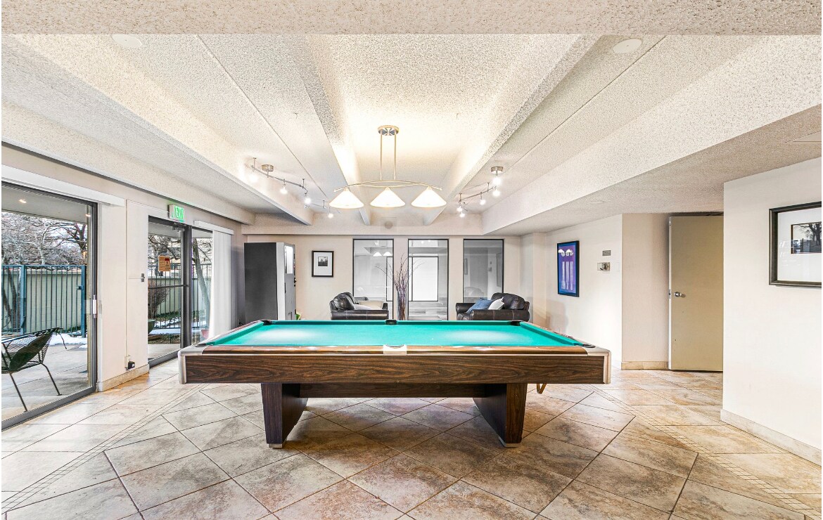 Building Photo - 777 N Washington St