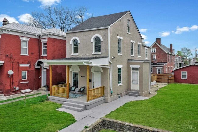 Building Photo - 4140 Kirby Ave