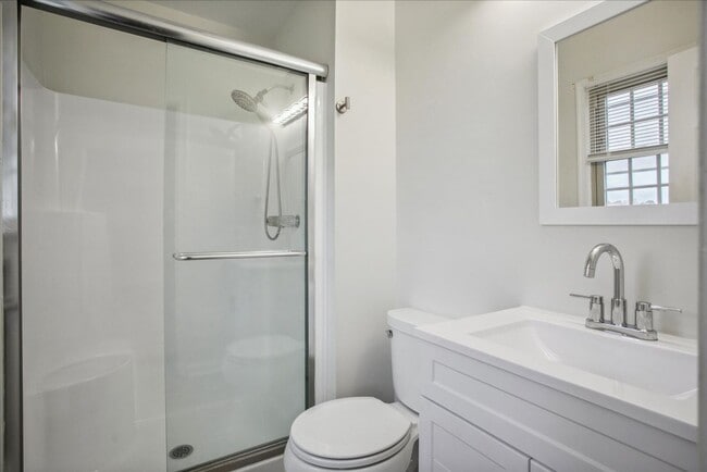 Building Photo - 5BR Back River Views | 2-Car Garage | Cul-de-Sac | Hampton VA