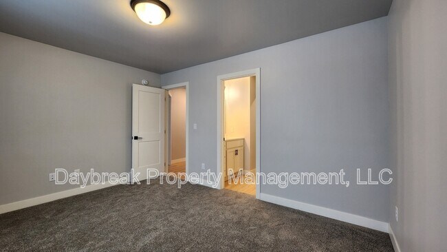 Building Photo - 6728 66th Ave S