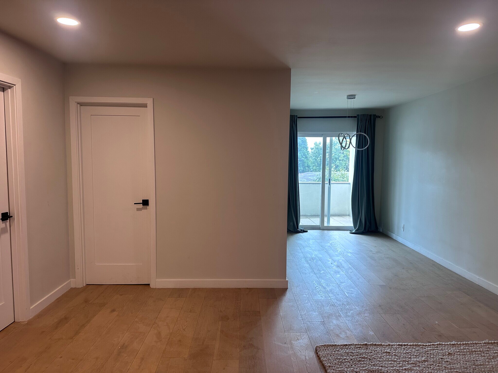 LIving Dining - 1299 Cordova St