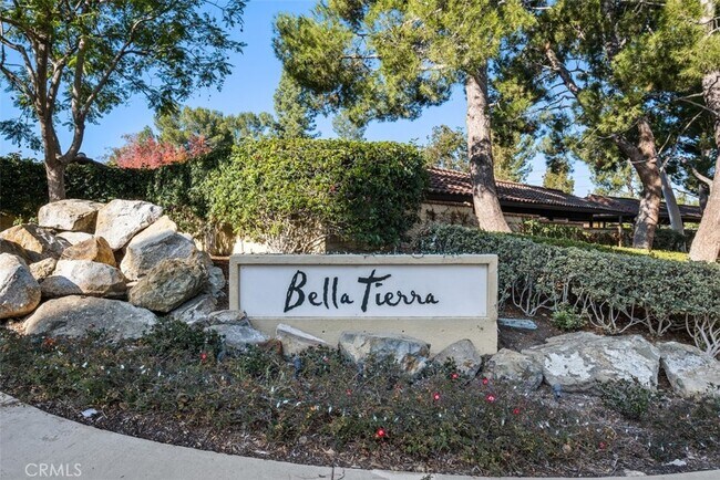 Building Photo - 25561 Indian Hill Ln