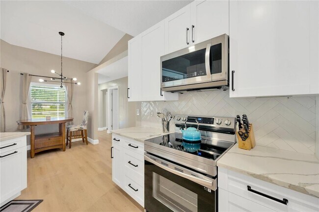 Building Photo - 4617 Basswood St