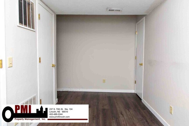 Building Photo - 1758 N 27th St