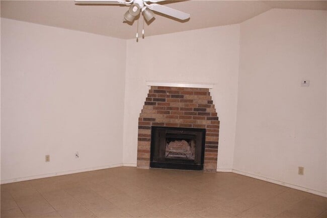 Building Photo - 9406 Kempler Dr