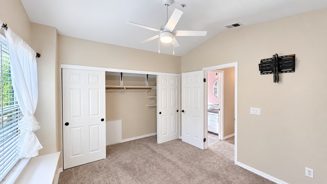 Building Photo - 3878 Loch Lomand Way