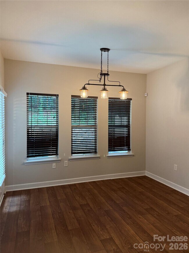 Building Photo - 5915 Pisgah Way