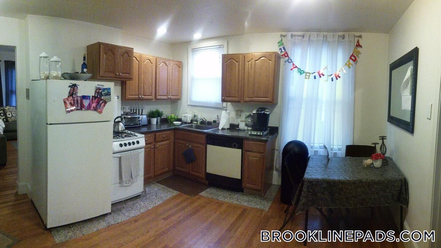 Building Photo - 214 Freeman St