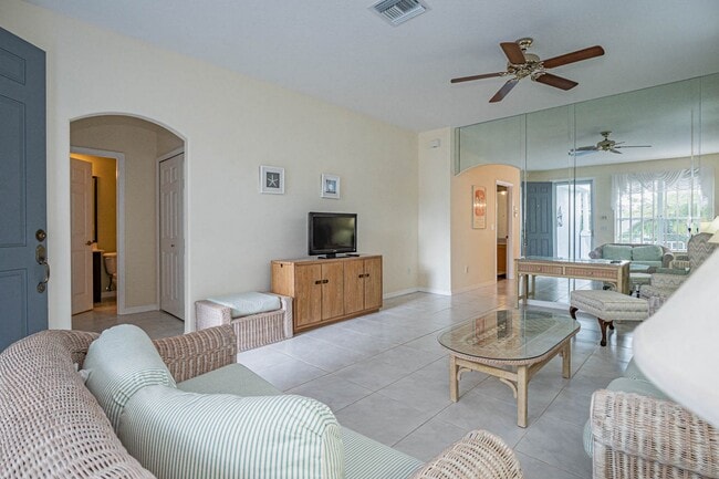 Building Photo - 7652 15th St