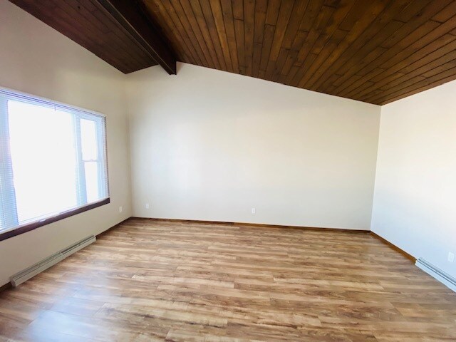 Building Photo - 1980 Tumblebrook Rd