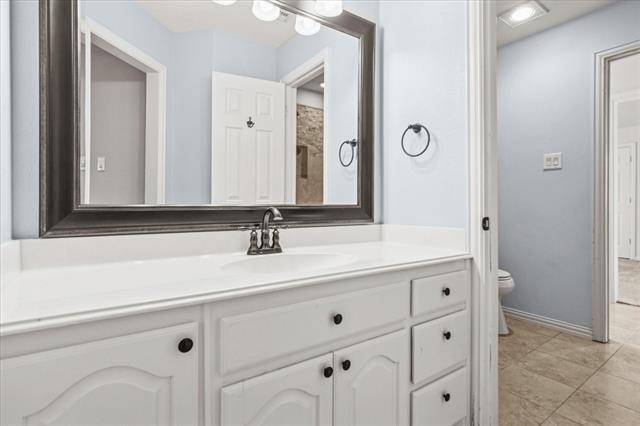 Building Photo - 1223 Caledonia Ct