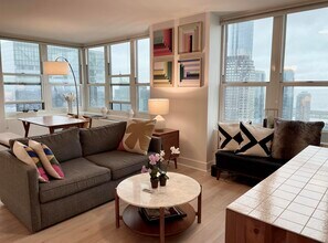 Building Photo - 88 Morgan St