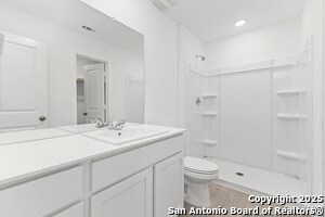 Building Photo - 3415 Rock Ml Dm