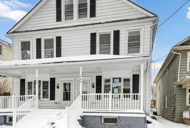 Building Photo - 398-400 N. Maple Ave