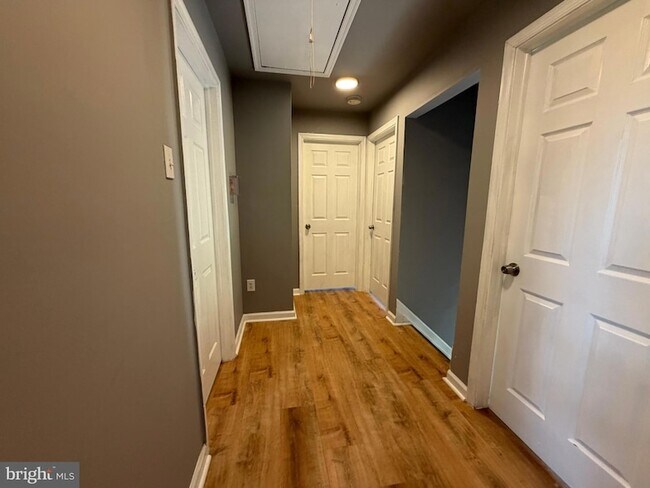 Building Photo - 5517 Schumacher Dr