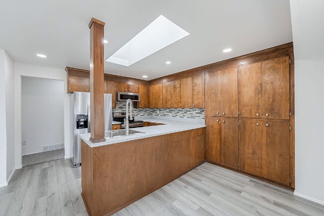 Building Photo - 13918 SE 23rd St