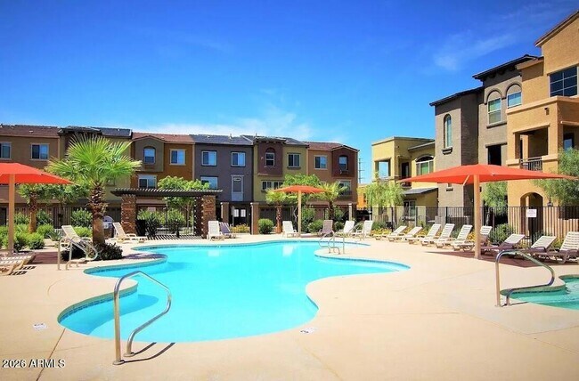 Building Photo - 2150 W Alameda Dr