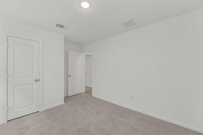 Building Photo - 263 Ottawa Way