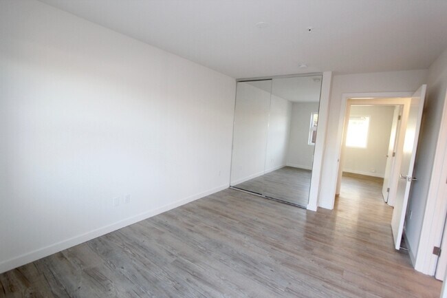 Building Photo - 1310 Pensacola St
